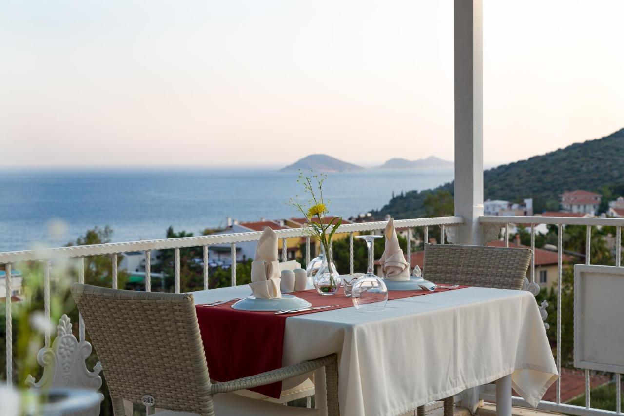 Oasis Hotel (Adults Only) 칼칸 외부 사진