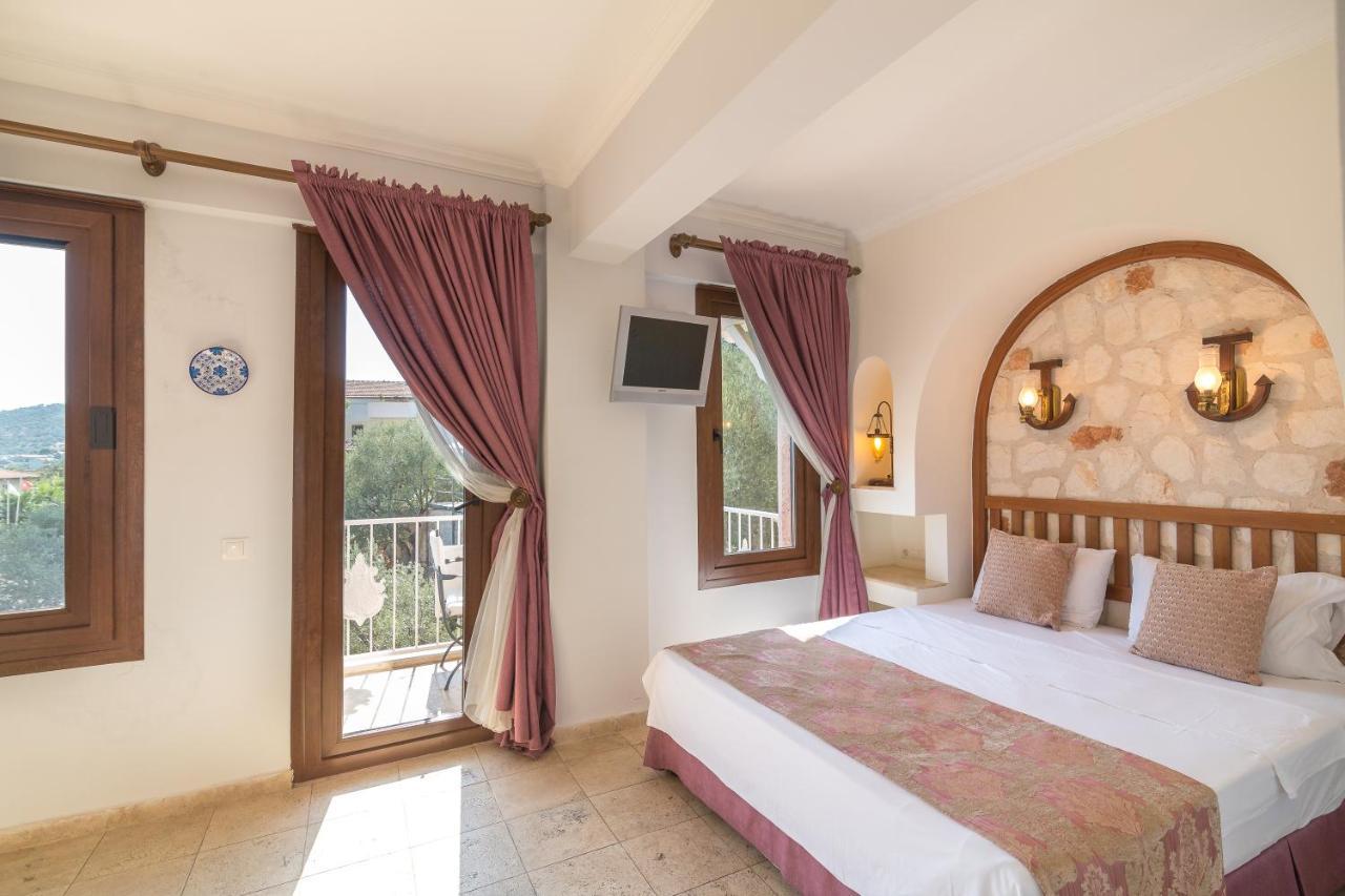 Oasis Hotel (Adults Only) 칼칸 외부 사진